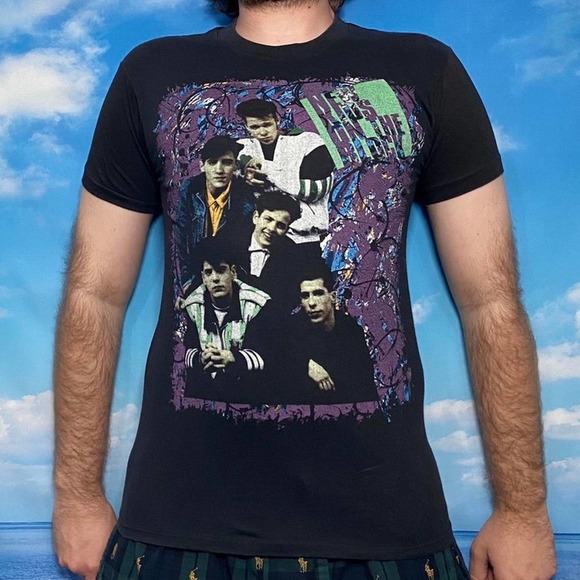 Vintage 90s new kids on block tee shirt - Picture 1 of 4